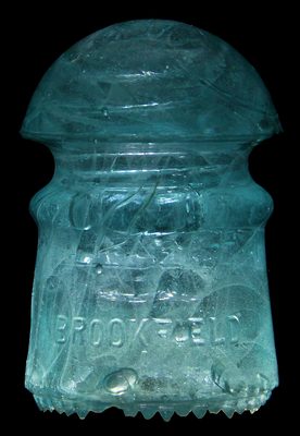 CD 101 BROOKFIELD, Milky Aqua; Bubbles and snow, full of character!