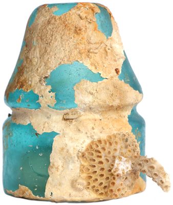 CD 728 {Unembossed}, Light Aqua w/ Coral Growth; you never see coral growing on an insulator!