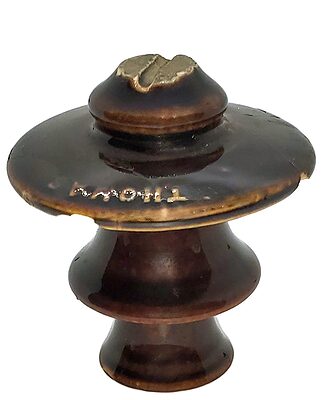 Miniature THOMAS Insulator, Brown; Salesman's sample